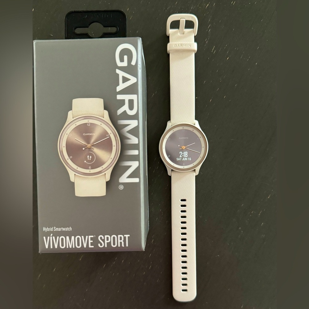Garmin Women’s Vivomove Sport Hybrid Smartwatch